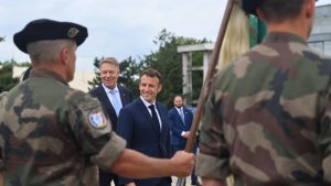 Scandalul militarilor francezi dislocați în România ajunge în Adunarea Națională a Franței – 60m.ro
