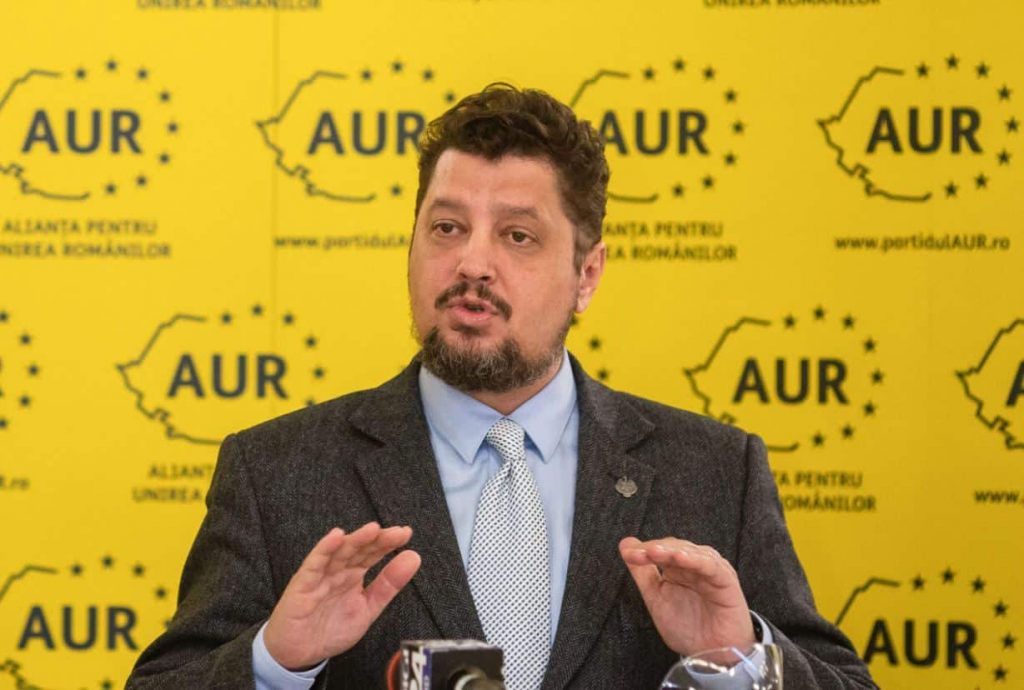 Claudiu Târziu(AUR), președintele Institutului Conservator „Mihai Eminescu”: Europa se află astăzi într-o fază de degradare, în primul rând morală, din cauza ideologiei neomarxiste și a politicilor distructive emanate de Bruxelles – 60m.ro