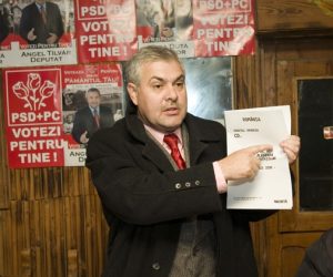 Ministrul PSD al Apărării, Angel Tîlvăr, nu figurează că ar fi intrat în Arhivele Vrancea, deși are trimiteri în teza de doctorat către documente ale instituției – 60m.ro