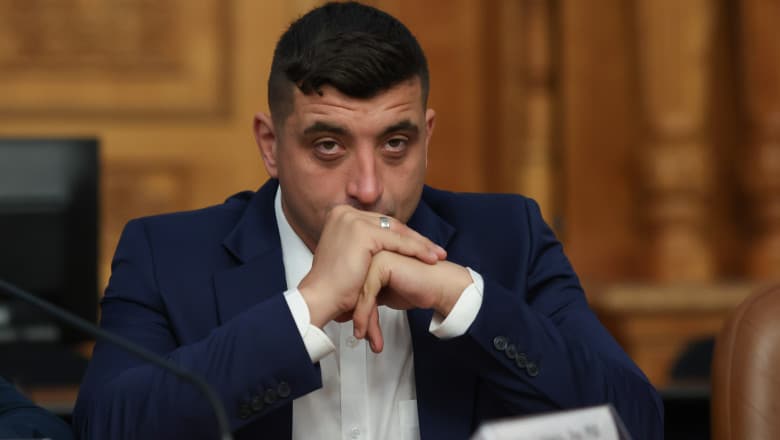 Drulă îl atacă pe Simion: un băiat de galerie. Mai bine ne vorbea despre guvernarea cu PNL și datoria de 40 de miliarde de euro – 4media.info