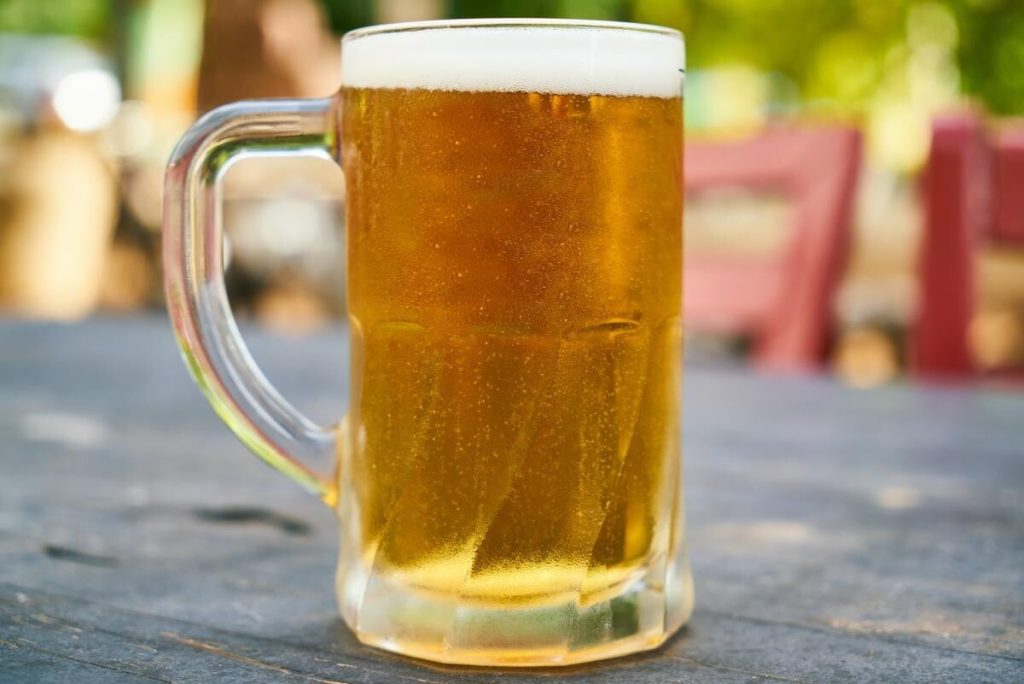 Cât costă o bere? Vâlcu, întrebare pentru Bulai: Ai da banii ăştia?