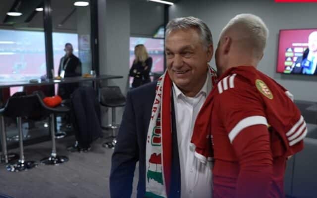 VIDEO Viktor Orban a purtat un fular cu harta Ungariei Mari, simbolul revizionismului istoric – 60m.ro