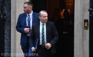 Guvernul britanic vrea să diminueze salariile deputaţilor nord-irlandezi