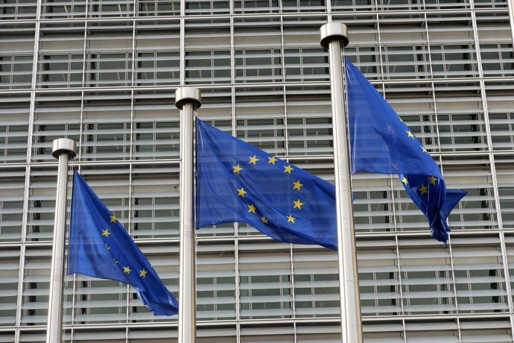 Eurodeputaţi austrieci susţin extinderea Schengen şi îl critică pe ministrul de interne Gerhard Karner