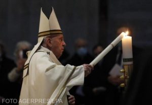 Papa Francisc îi cere Ucrainei „să privească în perspectivă” pentru a obține pacea