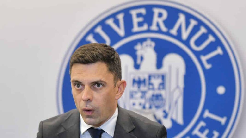 Militarii și polițiștii cer demisia lui Novak pentru că i se pare normal să se cânte imnul secuiesc – 4media.info