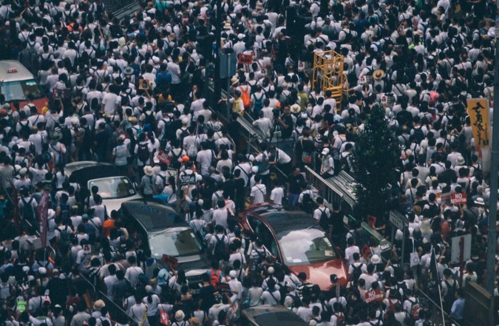 Protestele împotriva politicii „zero Covid“ au ajuns la Beijing: Fără teste! Vrem să mâncăm! / video