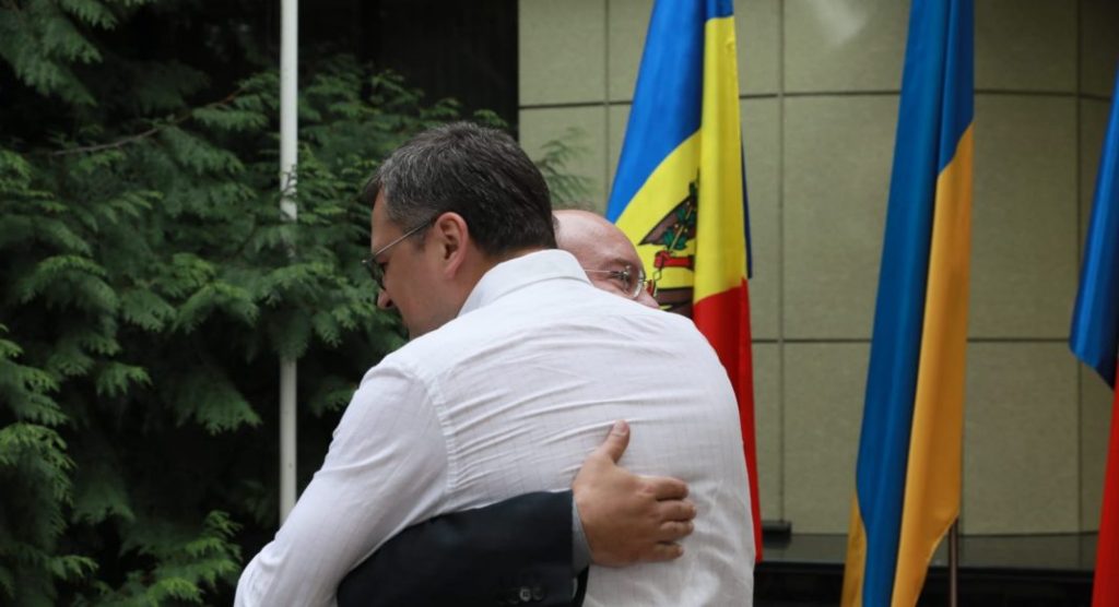 Aurescu i-a solicitat omologului său ca Ucraina să recunoască inexistenţa aşa-zisei „limbi moldoveneşti” – 60m.ro