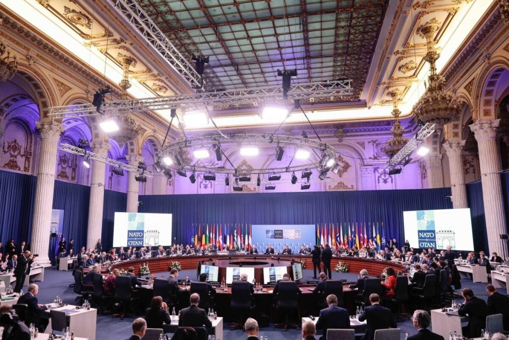 Guvernul Italiei se îndepărtează și mai mult de Kremlin. Șeful diplomaţiei italiene, la București: Europa trebuie să limiteze influenţa Rusiei în Balcani