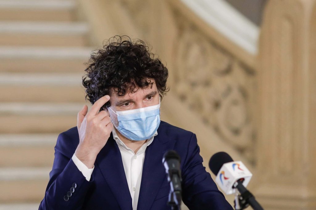 Încă o vizită a lui Nicușor la DNA: obiectul plângerii reprezintă un teren – 4media.info