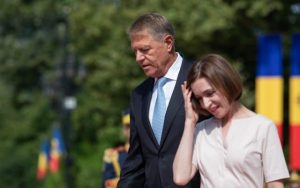 Premierul Nicolae Ciucă promite și mai mulți bani de la români pentru oligarhia de la Chișinău – 4media.info