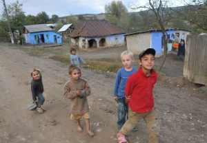 Alocațiile pentru copii rămân mici. Avem prea mulți pensionari speciali și prea puțini copii – 4media.info