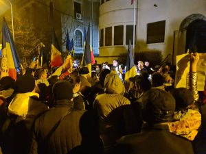 Protest în fața ambasadei Austriei. George Simion: nu suntem slugile străinilor – 4media.info