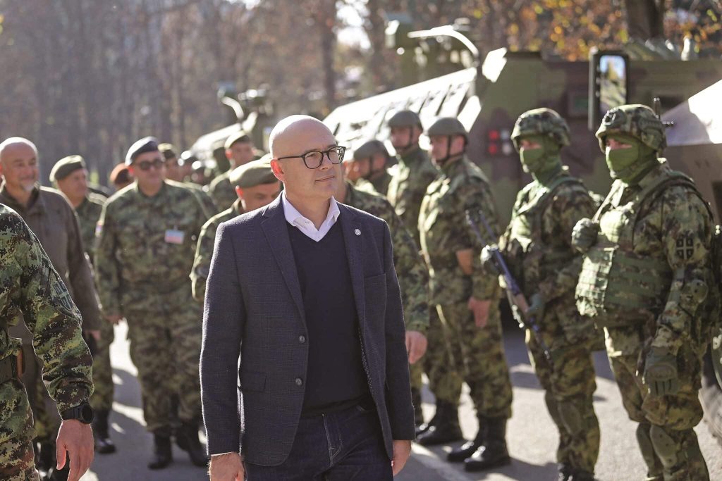 Ministrul sârb al Apărării: Forțele armate sârbe sunt pregătite să-și protejeze țara și cetățenii – 60m.ro