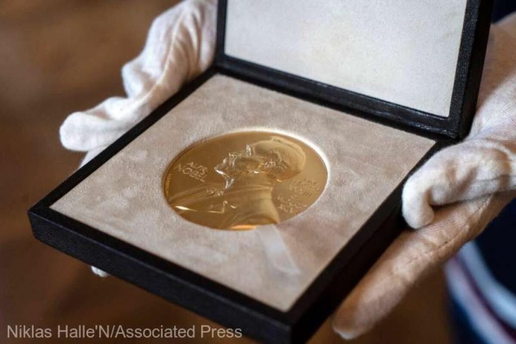 Laureatul rus al premiului Nobel pentru pace critică „războiul nebun și criminal” al lui Putin asupra Ucrainei