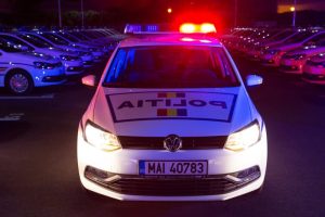 Un polițist s-a împușcat în cap după ce și-a tăiat venel – 4media.info