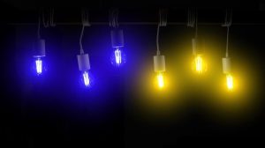 Ucraina primește 30 de milioane de becuri LED de la UE. Ursula von der Leyen: S-ar putea economisi 1 GW