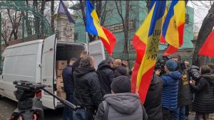 George Simion a încercat să intre în sediul PSD. Ce avea cu el era cu adevărat exploziv – 4media.info