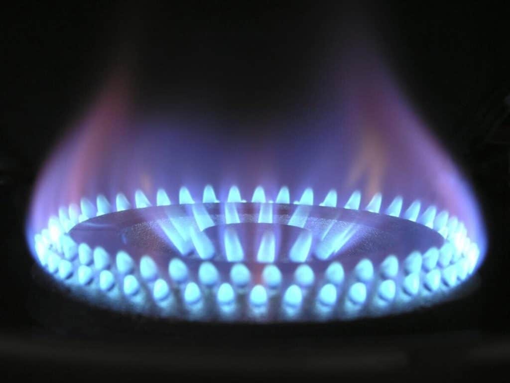 A fost semnat primul contract individual: Vom arde gaze din Azerbaijan… în caz de nevoie