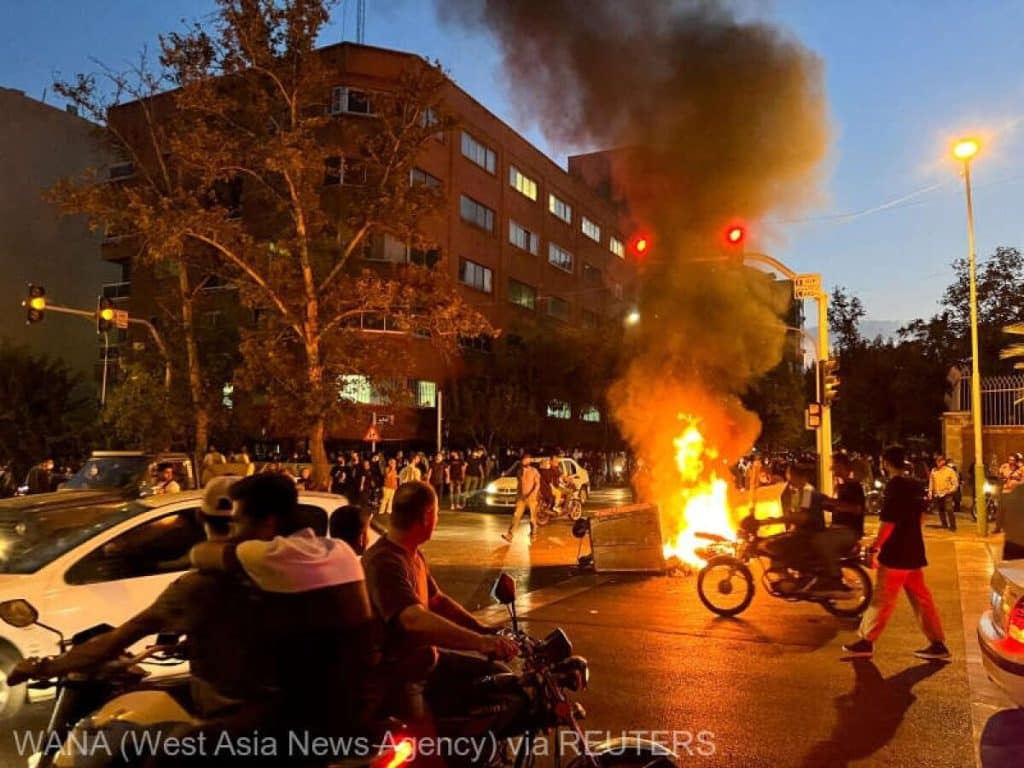 Actrița iraniană Taraneh Alidoosti a fost arestată după ce a criticat pedepsele cu moartea care au fost date ca sentință în cazul protestatarilor