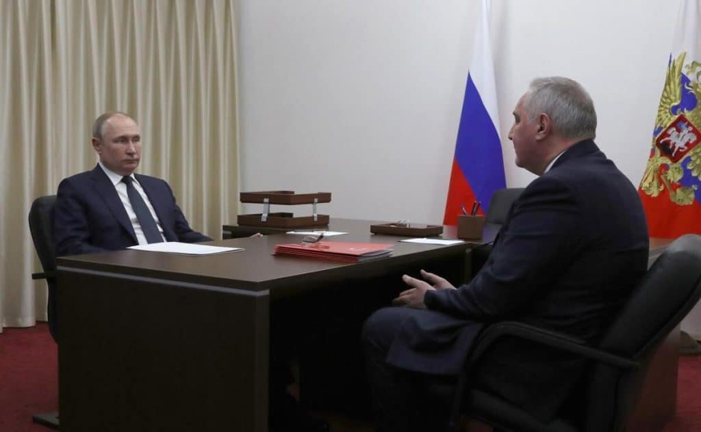 Rogozin, fostul șef al Roskosmos, rănit în Donețk
