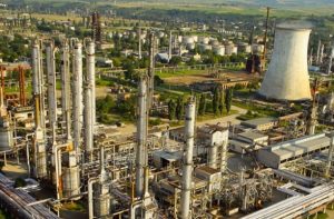 Trădare. Cum au vândut rafinăria RAFO Onești pentru doar 8 milioane de euro – 4media.info