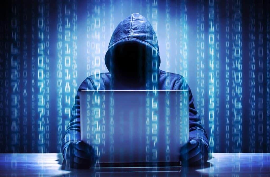 Un ucrainean a furat 25.000 de dolari în Bitcoin de pe piața rusă de droguri și i-a donat unei organizații caritabile din Kiev