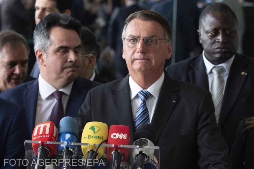 Bolsonaro s-a închis în sine după pierderea alegerilor. Mesaj în lacrimi cu două zile înainte să plece din fruntea Braziliei