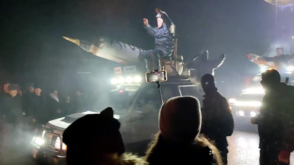 Ambasada Ucrainei vrea o anchetă la Berzunți, după parada cu simboluri pro-ruse