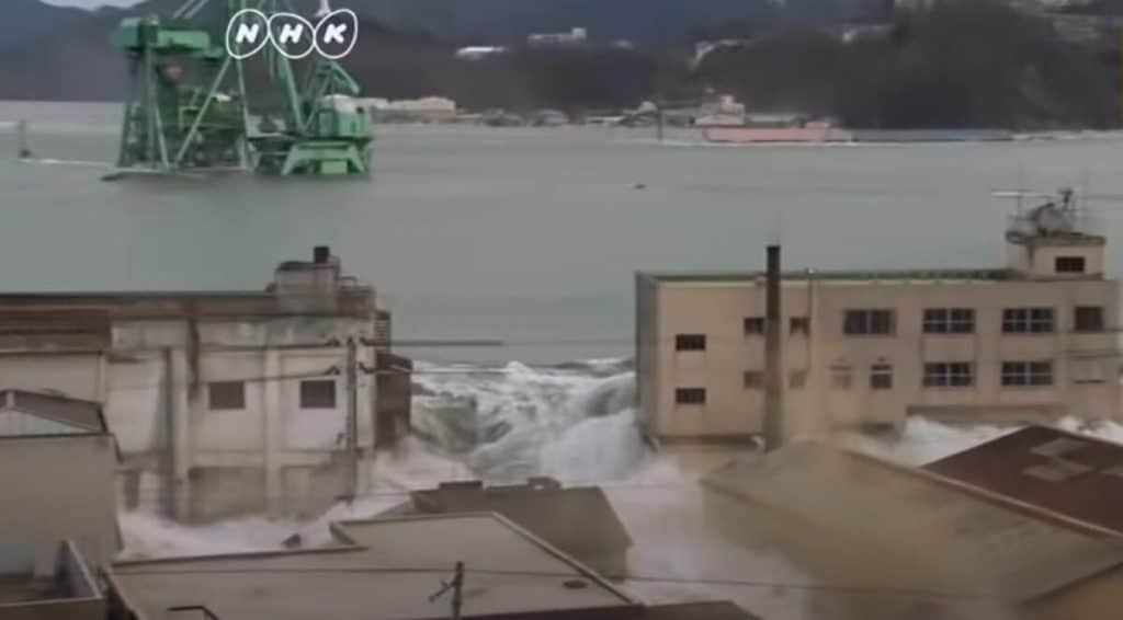 Japonia va elibera în mare tone de apă decontaminată de la centrala nucleară Fukushima