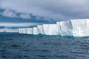 Prăbuşirea calotei glaciare din Antarctica nu este inevitabilă. Ce trebuie să facă omenirea pentru a opri procesul