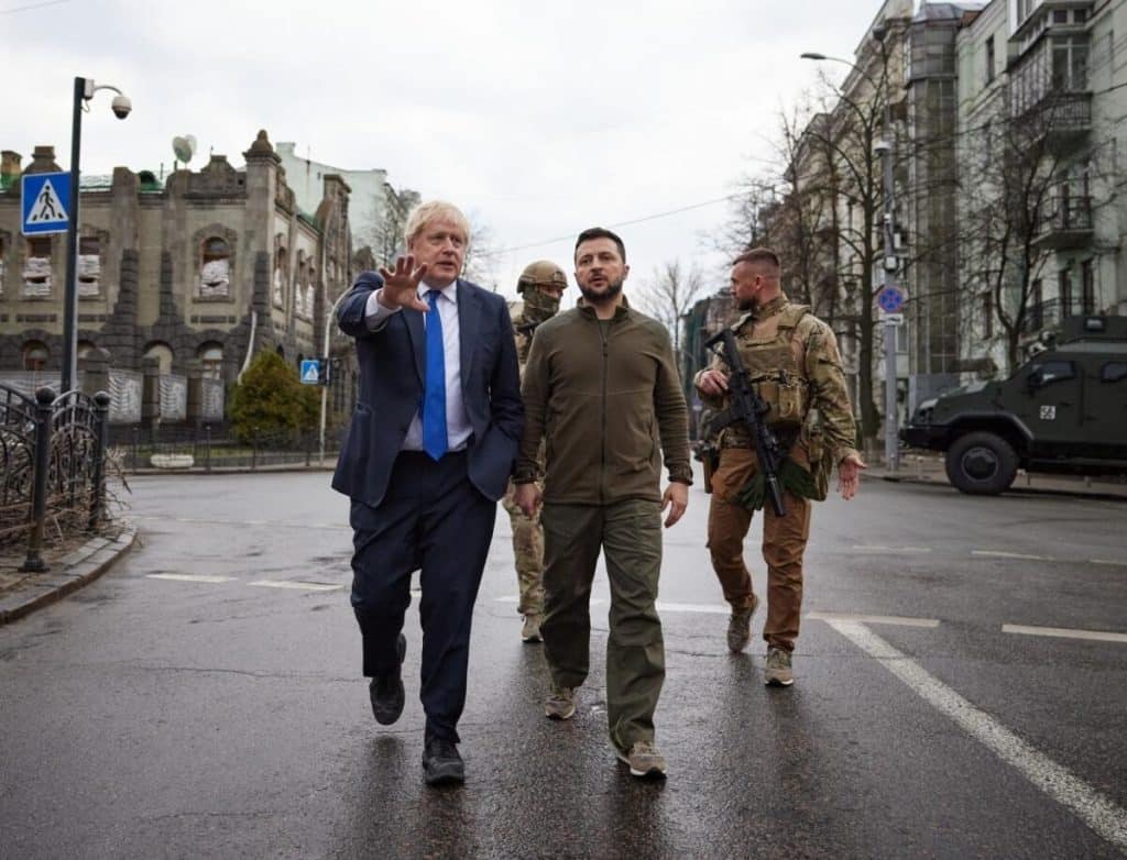 Fostul premier britanic Boris Johnson, vizită surpriză la Kiev. „Veți câștiga, îi veți scoate pe ruși din țara voastră”