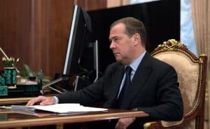 Medvedev: Lumea s-a apropiat cu adevărat de amenințarea celui de-al Treilea Război Mondial