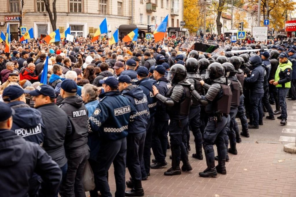 R. Moldova, sub atacul hibrid al Rusiei. Ucraina a avertizat încă din 2022 scenariul prin care FSB rus va încerca să răstoarne guvernul pro-european