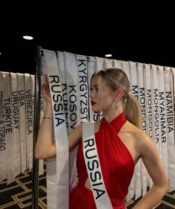 Miss Rusia, acuzații grave după participarea la Miss Universe 2023. Ce a nemulțumit-o pe frumoasa rusoaică. „Au fugit de mine ca focul!”