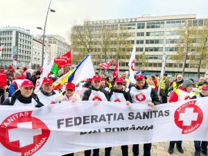 Federaţia Sanitas, protest în Piaţa Victoriei – Sindicaliştii vor picheta, timp de trei zile, sediul Guvernului – 60m.ro