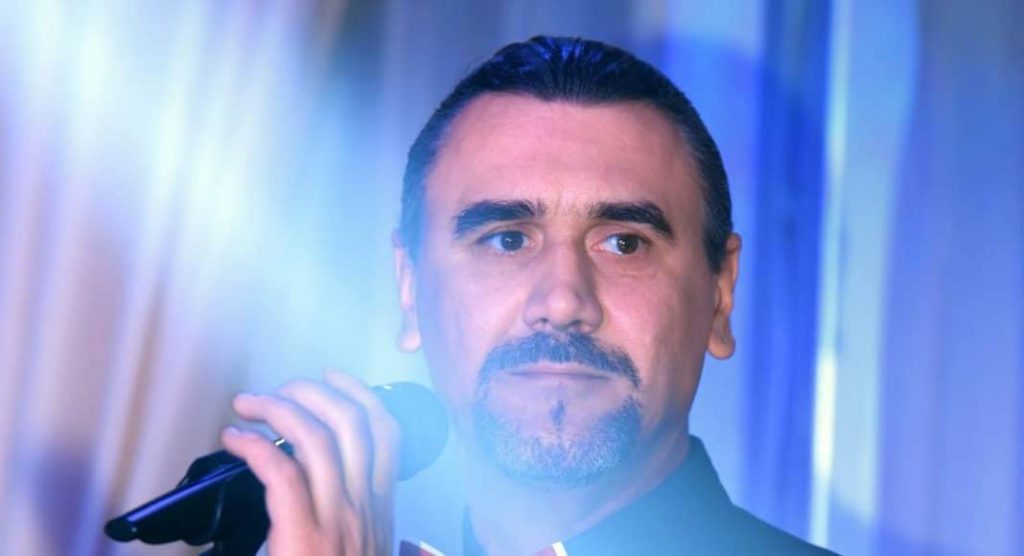 Telectualii PSD: Noaptea lăutar, ziua director la CFR – 60m.ro