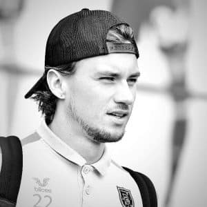 Un fotbalist norvegian din Turcia a fost prins de cutremur la etajul 15: Credeam că voi muri. M-am târât pe podea