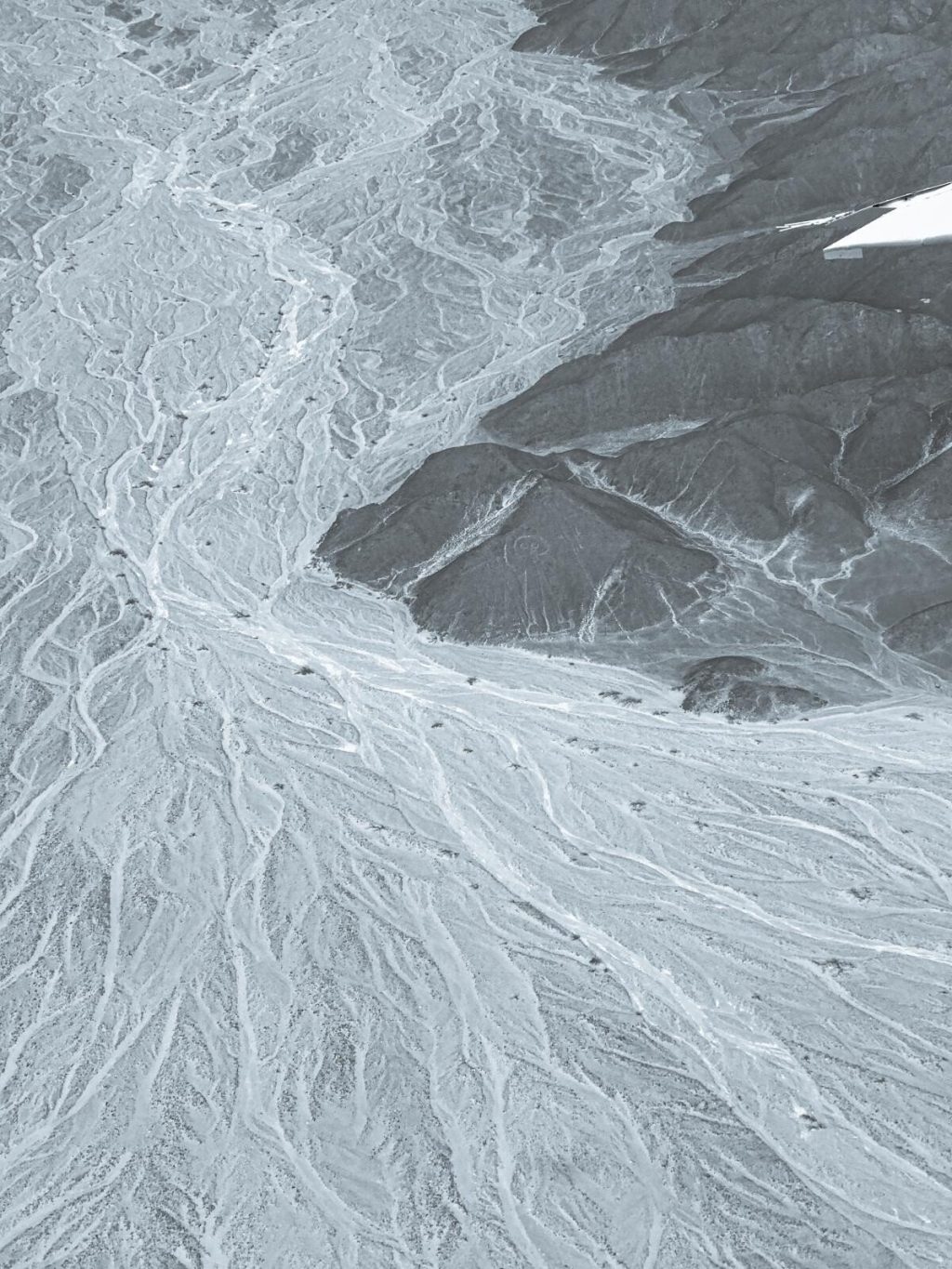 Obiect zburător neindentificat, doborât de armata SUA deasupra Alaskăi. E mai mic decât balonul chinez