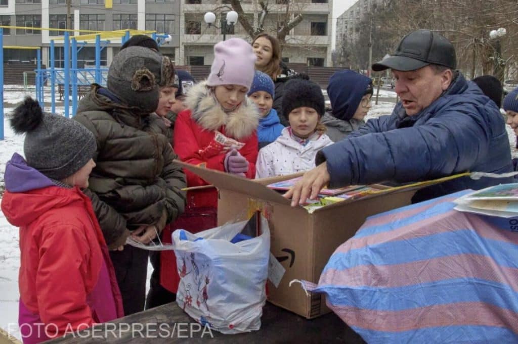 Copiii Ucrainei, victimele războiului. Aproape 1.400 au murit, peste 16.000 au fost deportați în Rusia