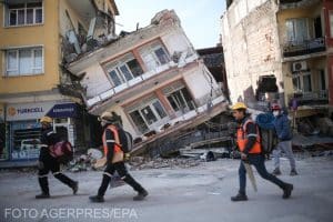 Probleme cu intervenția austriacă la cutremure, în Turcia. Căutările s-au oprit din cauza agresiunilor