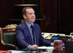 Dmitri Medvedev: Europa ar putea dispărea din cauza liderilor UE
