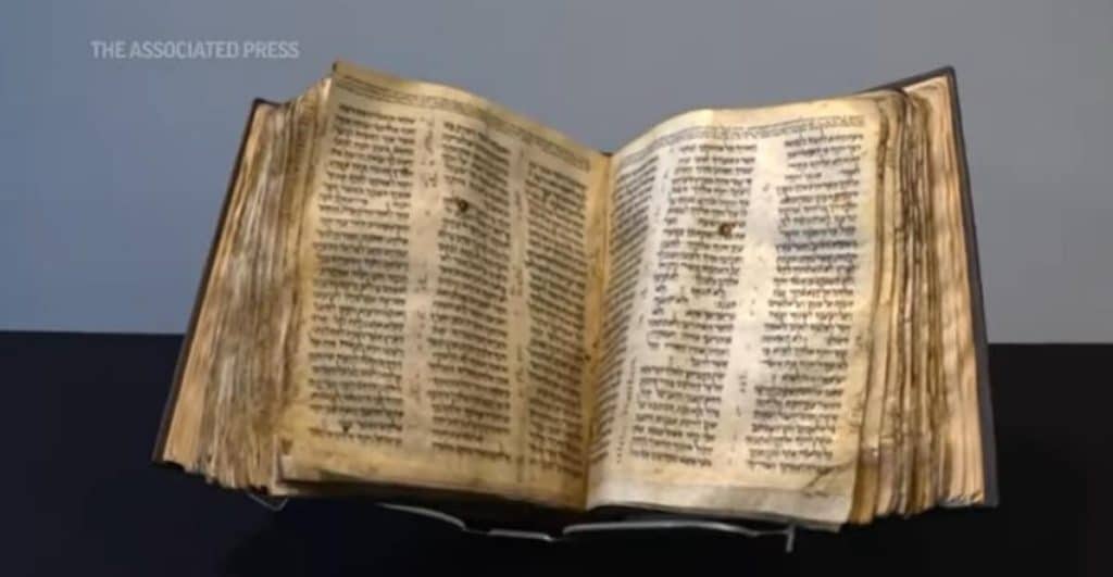 O Biblie ebraică veche de o mie de ani va fi scoasă la licitație pentru o sumă record