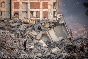 Turcia: Un supravieţuitor, descoperit la 278 de ore după seism