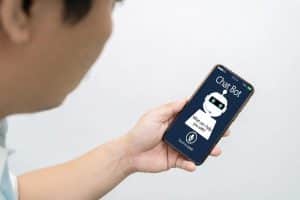 Avertisment: Popularitatea bot-ului ChatGPT poate duce la apariţia escrocheriilor sentimentale. Platforma este folosită de 100 milioane de utilizatori