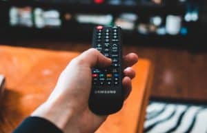 Anumite modele de televizoare vor fi interzise de la 1 martie 2023. Eticheta energetică se va schimba