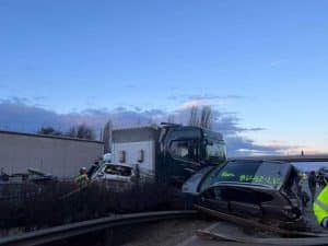 Imagini dramatice cu accidentul uriaș din Ungaria, provocat de o furtună de praf/ video