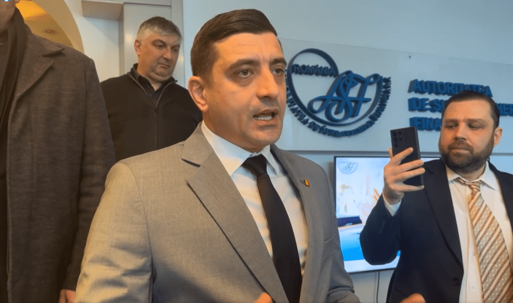 VIDEO: Protest la ASF pentru prețul asigurărilor. George Simion: 1 miliard de euro din Pilonul II de pensii a fost scos din țară – 60m.ro