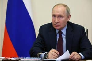 Putin susține că în Occident e criză alimentară iar oamenilor li se recomandă să mănânce napi în loc de roșii: Vor trebui să vină tot la noi pentru napi!