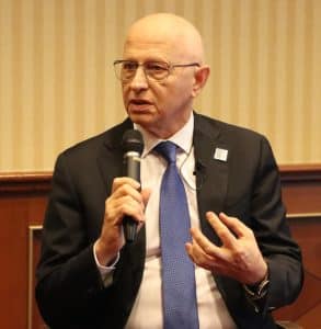 Mircea Geoană, despre securitatea energetică: Am avut noroc. Nimeni nu ne garantează încă o iarnă călduroasă. Greul încă nu a trecut